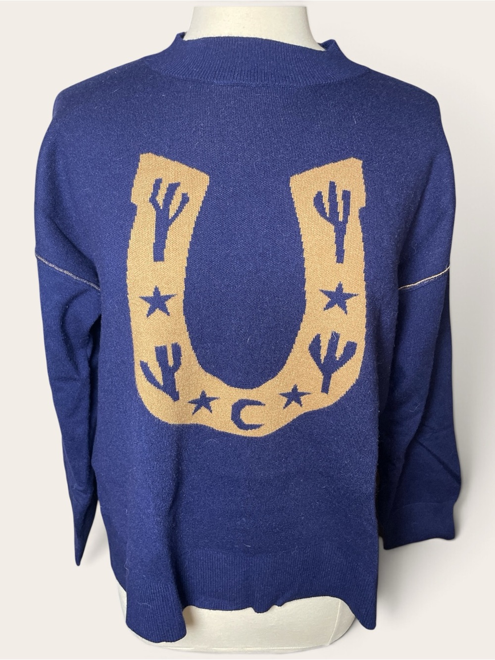 Boutique Blue Desert Horseshoe Crewneck Sweater Size L/XL
